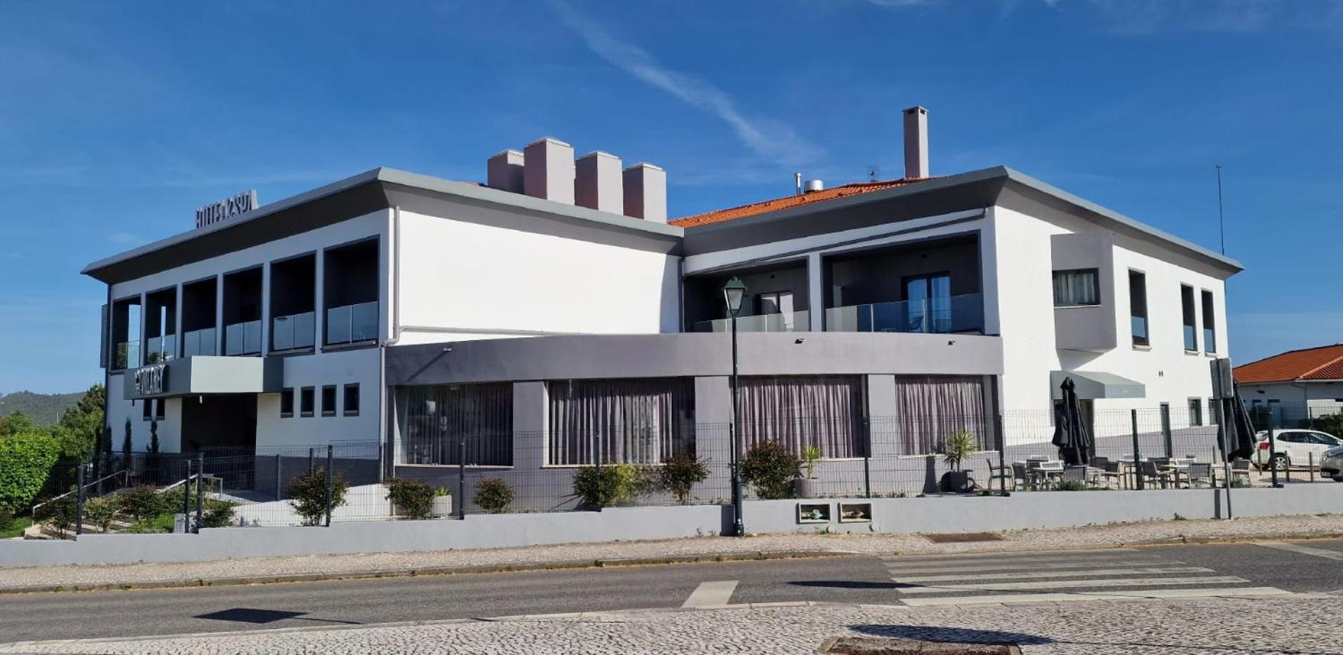 Villa Rey Spa & Hotel Vila de Rei Luaran gambar